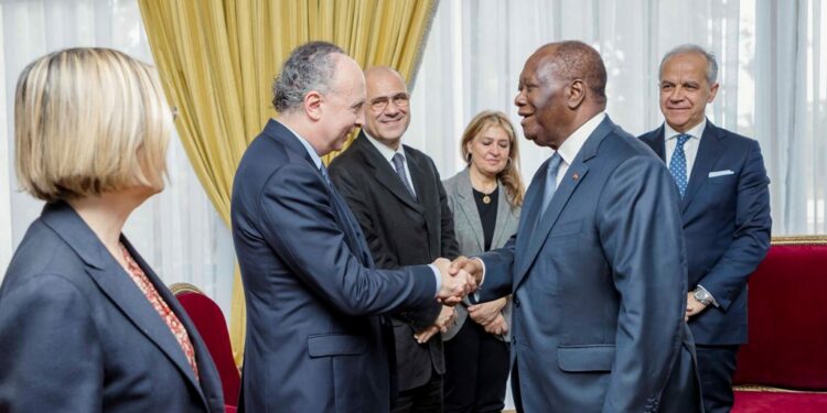 Les photos de l’entretien du Président Alassane OUATTARA, avec le Ministre italien de…