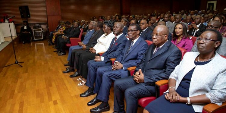 Les Inspecteurs et Auditeurs de l’IGE, ont prêté serment devant la cour des comptes le vendredi 24 mars 2023 à la Primature à Abidjan