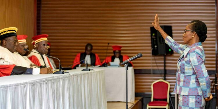 Les Inspecteurs et Auditeurs de l’IGE, ont prêté serment devant la cour des comptes le vendredi 24 mars 2023 à la Primature à Abidjan