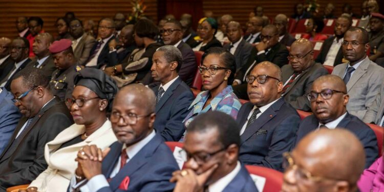 Les Inspecteurs et Auditeurs de l’IGE, ont prêté serment devant la cour des comptes le vendredi 24 mars 2023 à la Primature à Abidjan