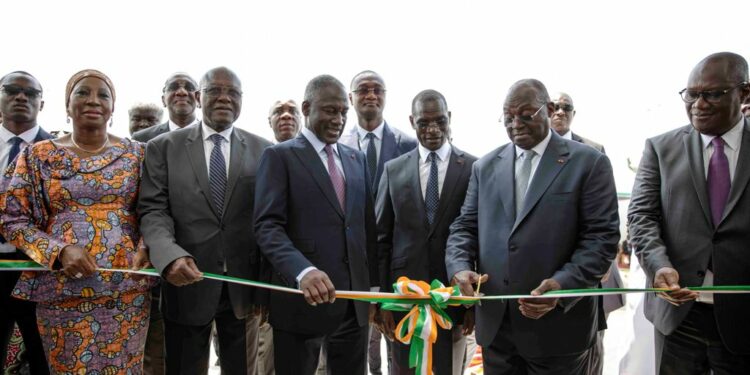 Le Vice-Président Tiémoko Meyliet Koné, a inauguré le nouveau siège du ministère de…