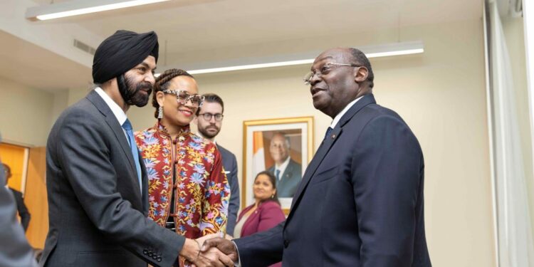 Les photos de l&rsquo;audience du Vice-Président Tiémoko Meyliet KONE, le mardi 7 mars 2023, au Palais de la Présidence à Abidjan.