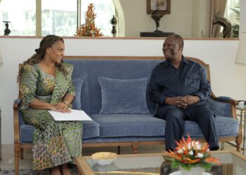 Le président Alassane Ouattara a échangé avec la Ministre d’Etat Ministre des Affaires Etrangères de la Guinée-Bissau, Mme Suzi Carla Barbosa….