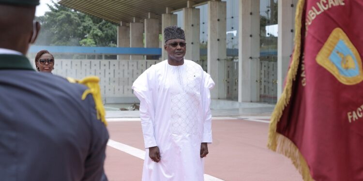 Le Président Alassane OUATTARA, a reçu, le 02 mars 2023, au Palais présidentiel, les lettres de créance de huit (8) nouveaux Ambassadeurs