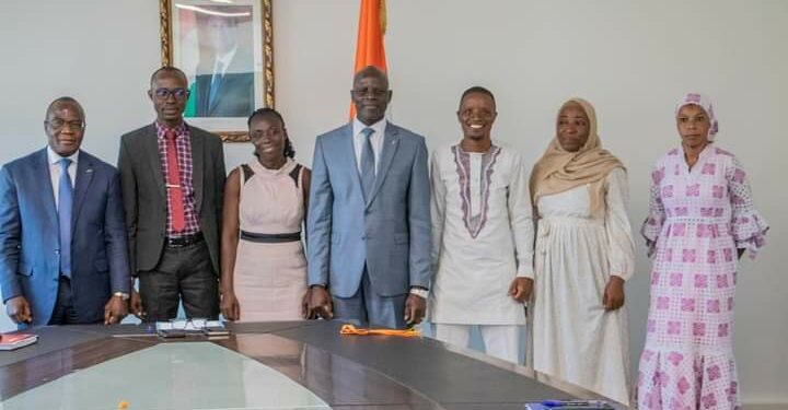 Enseignement supérieur: des Docteurs non recrutés proposent un recrutement soit « par voie de soutenance et ordre de soutenance ».