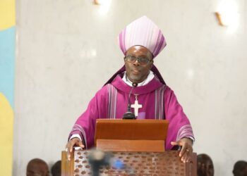 Mgr Joseph Aka, évêque de Yamoussoukro :« Quand un couple ne s’adresse plus la parole, c’est une situation de mort ».
