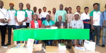 L&rsquo;Amicale des anciens élèves du lycée GAF équipe la bibliothèque de 500 ouvrages
