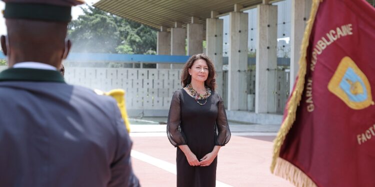 Le Président Alassane OUATTARA, a reçu, le 02 mars 2023, au Palais présidentiel, les lettres de créance de huit (8) nouveaux Ambassadeurs