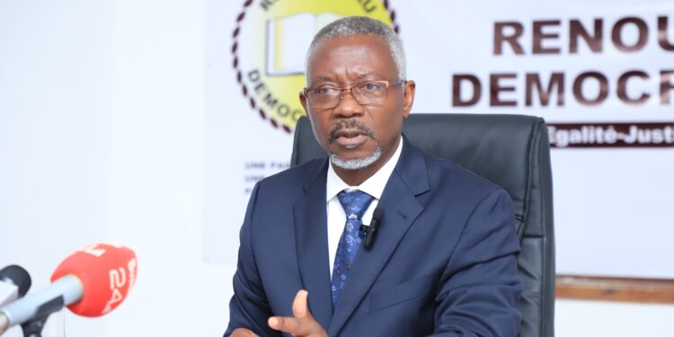 Côte d’Ivoire: Lamoussa Djinko (Renouveau démocratique) opposé à la politique monétaire de Ouattara