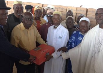 Yamoussoukro/Ramadan : Souleymane Diarrassouba offre plusieurs tonnes de vivres