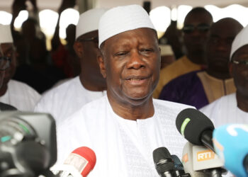 Les photos de la prière du Ramadan à la grande mosquée de la Riviera Golf, le vendredi 21 avril 2023, en présence du président de la République Alassane Ouattara.