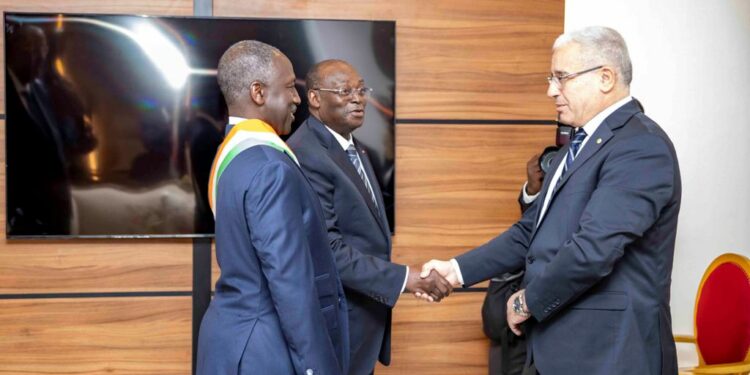 Le président Alassane Ouattara, a échangé avec les présidents des Assemblées Nationales Francophone en marge de…