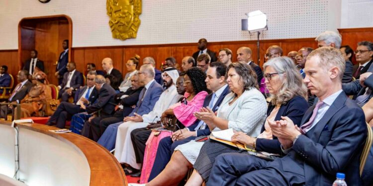 Le président Alassane Ouattara, a échangé avec les présidents des Assemblées Nationales Francophone en marge de…