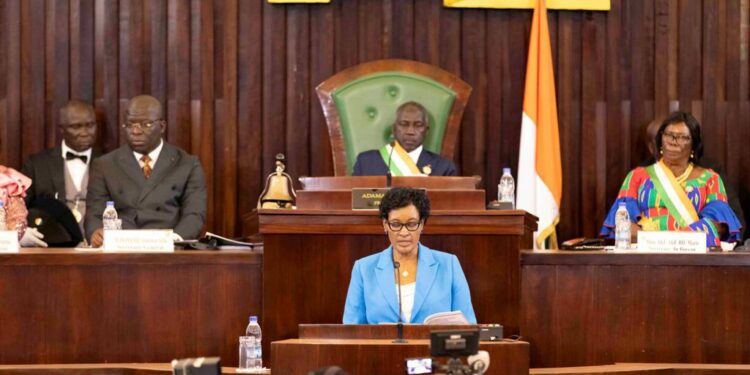 Le président Alassane Ouattara, a échangé avec les présidents des Assemblées Nationales Francophone en marge de…