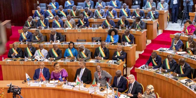 Le président Alassane Ouattara, a échangé avec les présidents des Assemblées Nationales Francophone en marge de…