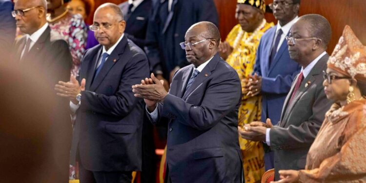 Le président Alassane Ouattara, a échangé avec les présidents des Assemblées Nationales Francophone en marge de…