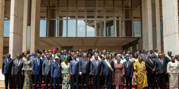 Les photos de la cérémonie d’ouverture de la Session Ordinaire 2023 du Sénat, le jeudi 13 avril 2023 à Yamoussoukro…