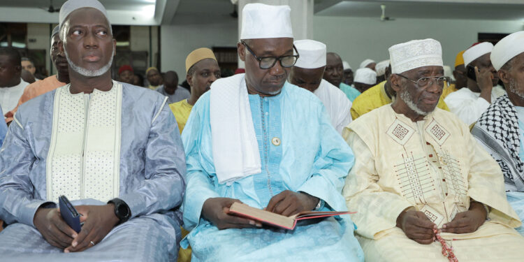 Les photos de la célébration de la Nuit du Destin, le lundi 17 avril 2023, à la…