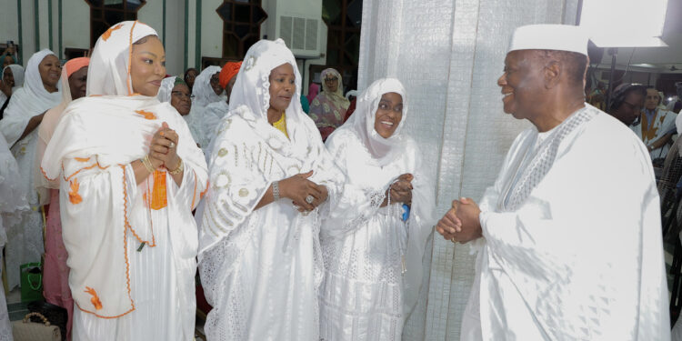 Les photos de la célébration de la Nuit du Destin, le lundi 17 avril 2023, à la…