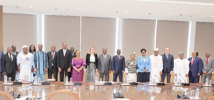 Le président Alassane Ouattara, a échangé avec les présidents des Assemblées Nationales Francophone en marge de…