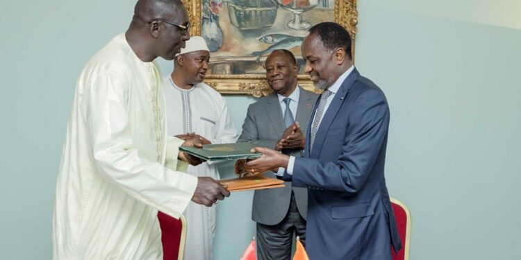 Les photos de l’entretien du Président de la République,  Alassane Ouattara, avec son homologue…