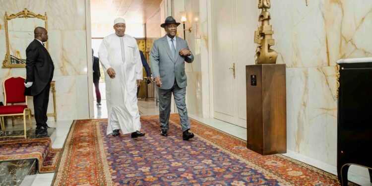 Les photos de l’entretien du Président de la République,  Alassane Ouattara, avec son homologue…