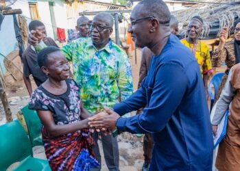 Paquinou 2023: Souleymane Diarrassouba gâte des familles vulnérables