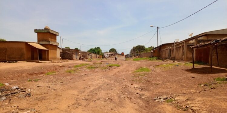 Côte d’Ivoire:Le préfet annonce le début du bitumage des rues de la ville de Vavoua