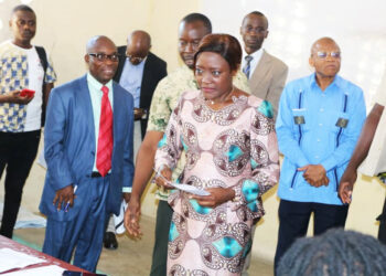 Concours Direct d&rsquo;Entrée 2023 au CAFOP/Instituteurs adjoints : environ 67 000 candidats composent dans les épreuves écrites pour 5 000 places