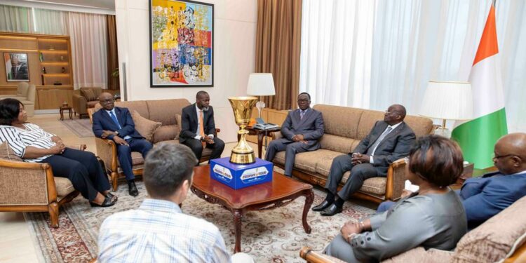 Les photos de l’entretien du V-P Tiémoko Meyliet Koné, avec la délégation de la Fédération Ivoirienne de Basket-ball (FIBA), le mardi 16 mai 2023, au Palais Présidentiel.