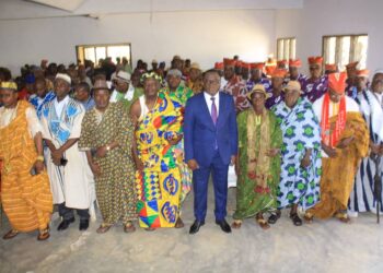 ATTECOUBE: Le candidat Paulin Claude Danho rencontre tous les Chefs de communauté de la commune