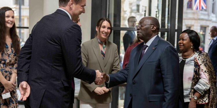 Les photos de l’arrivée du Vice-Président ivoirien, M. Tiémoko Meyliet KONÉ, à…