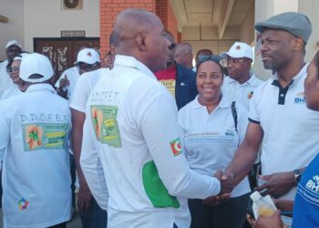 Planting d’arbres à l’Université FHB: Des agents des impôts mobilisés pour le reboisement