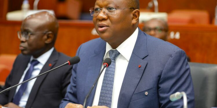 Poste de Côte d’Ivoire: le ministre Amadou Coulibaly annonce un vaste plan de restructuration