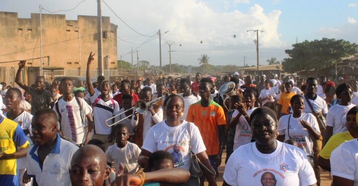 Tout Tiassalé célèbre Alpha Sanogo pour son prix de meilleur DAF, ses hommages au Président Ouattara  et au ministre Dimba
