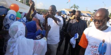 Tout Tiassalé célèbre Alpha Sanogo pour son prix de meilleur DAF, ses hommages au Président Ouattara  et au ministre Dimba