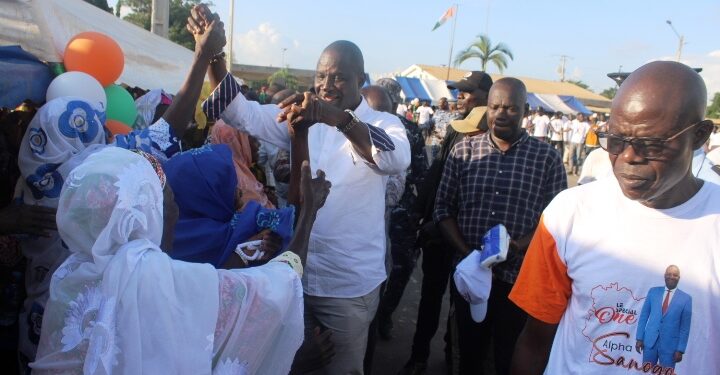 Tout Tiassalé célèbre Alpha Sanogo pour son prix de meilleur DAF, ses hommages au Président Ouattara  et au ministre Dimba