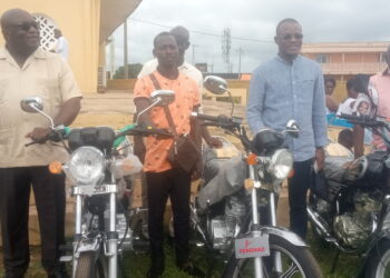 RHDP Tiébissou :  le maire offre 3 motos pour accélérer le recensement e-militants