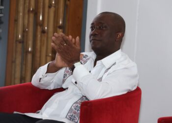 A la Une du Magazine Life: Eric Taba sort de sa réserve