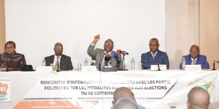 Côte d’Ivoire: ce que dit le décret de 2010 fixant le ressort territorial des régions, départements, sous préfectures et communes