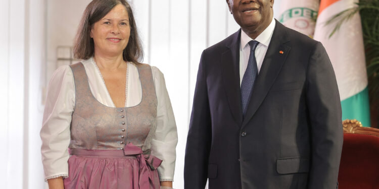 Le Chef de l’Etat a reçu les Lettres de Créance de (8) huit nouveaux Ambassadeurs