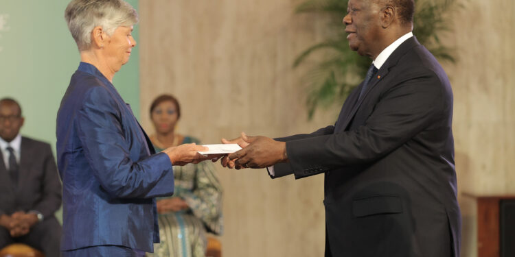 Le Chef de l’Etat a reçu les Lettres de Créance de (8) huit nouveaux Ambassadeurs