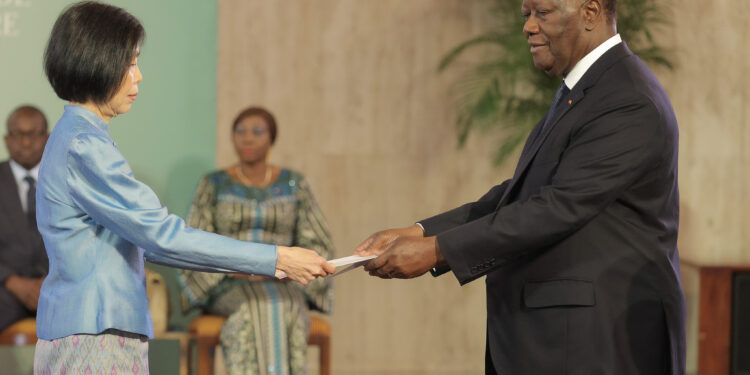 Le Chef de l’Etat a reçu les Lettres de Créance de (8) huit nouveaux Ambassadeurs