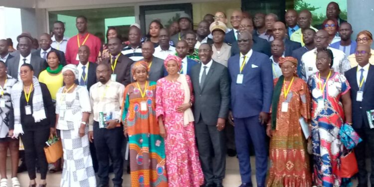 Mise en place de la Mutuelle des commerçants de Côte d’Ivoire:Le ministre Souleymane Diarrassouba engage les réflexions