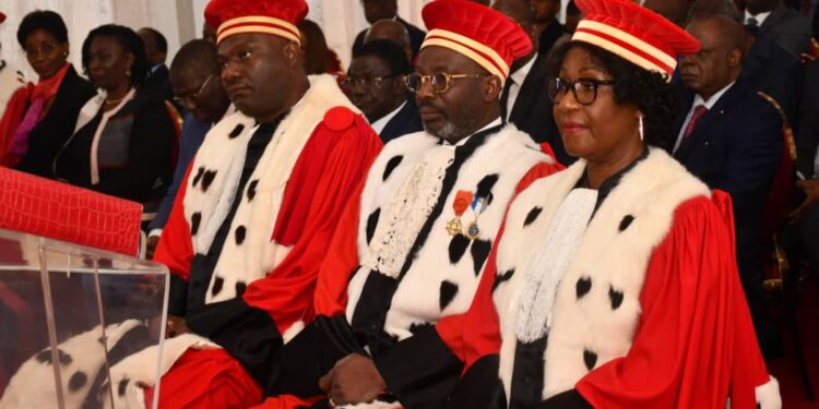 Conseil constitutionnel: Les conseillers Zebeyoux, Adou Richard et Lath ont prêté serment