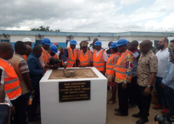 FRONAN : Kinapara Coulibaly lance  les travaux de construction d’un bloc obstétrical.