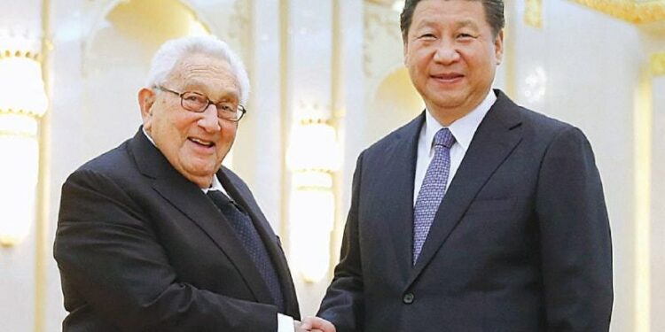 Chine-Etats Unis : Pékin salue Kissinger comme un « diplomate de légende »