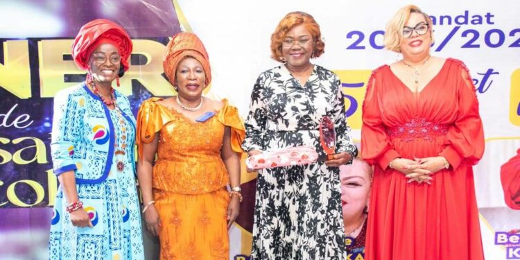 Passation de collier au Rotary Club : Nialé Kaba exhorte les rotariens à épouser les valeurs de leur organisation.