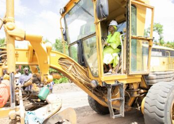 Entretien routier dans le Bounkani : Nialé Kaba lance les travaux depuis Bouna.