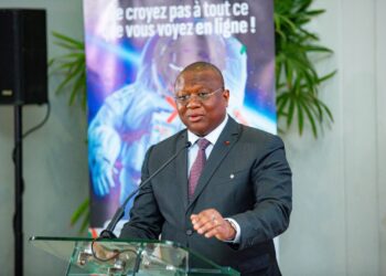 Utilisation responsable des médias sociaux en Côte d&rsquo;Ivoire : Une vaste campagne lancée par le ministre Amadou Coulibaly